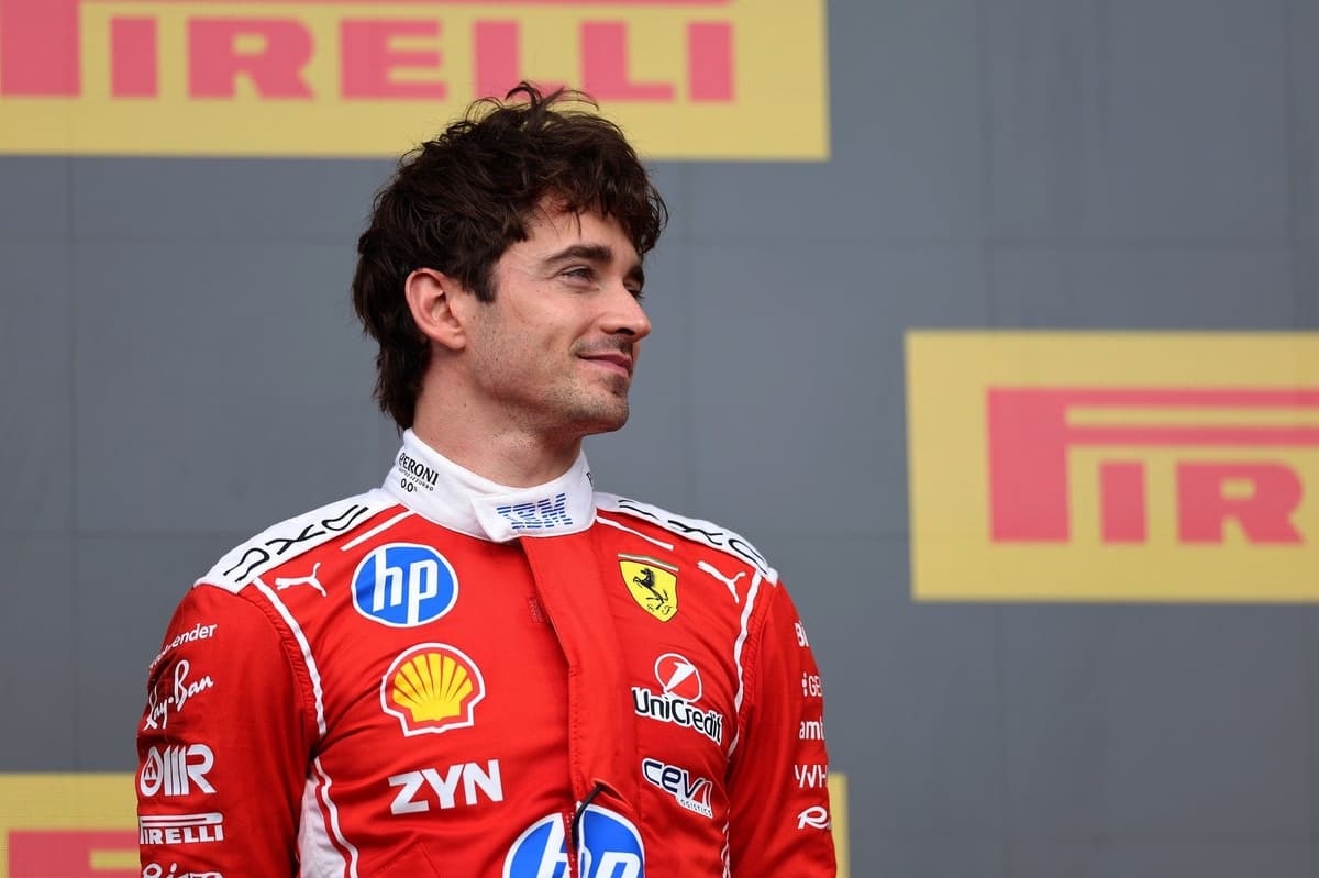 Шарль Леклер впервые сменил программное обеспечение руля в Ferrari после победы в Великобритании