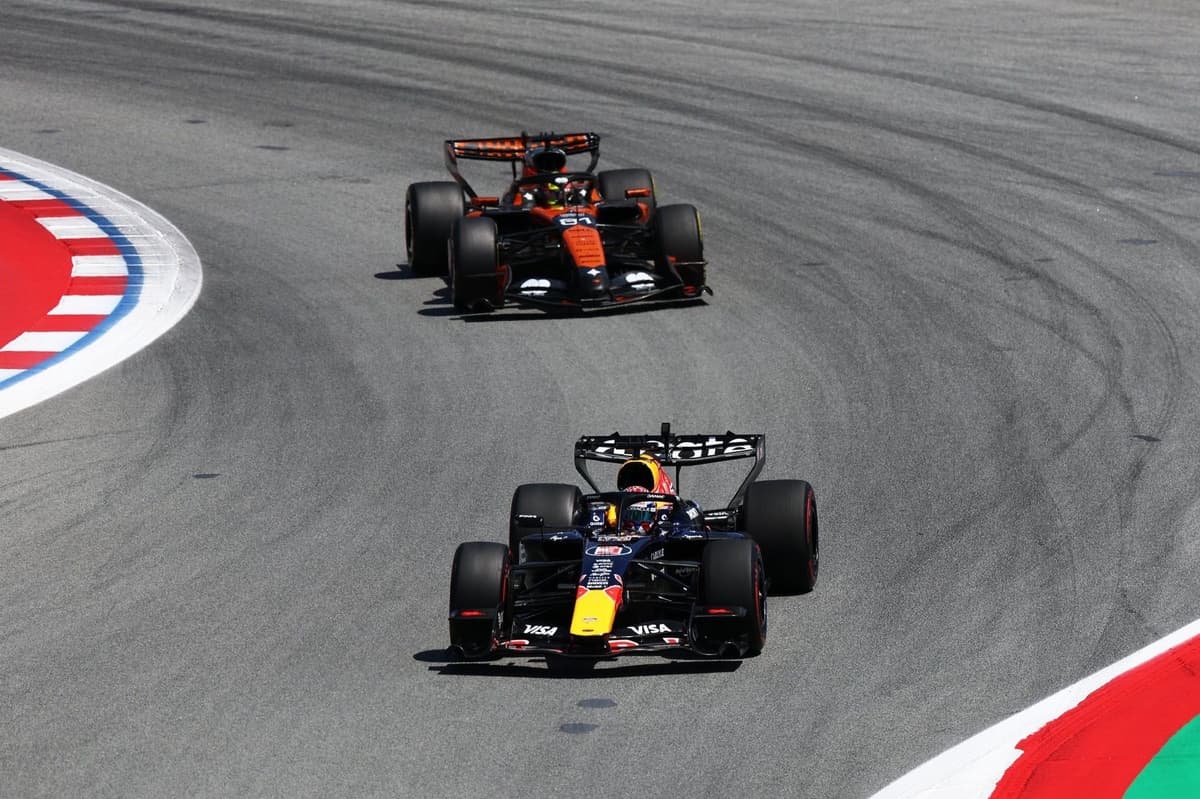 Макс Ферстаппен и слухи о переходе в McLaren: реальность или вымысел?