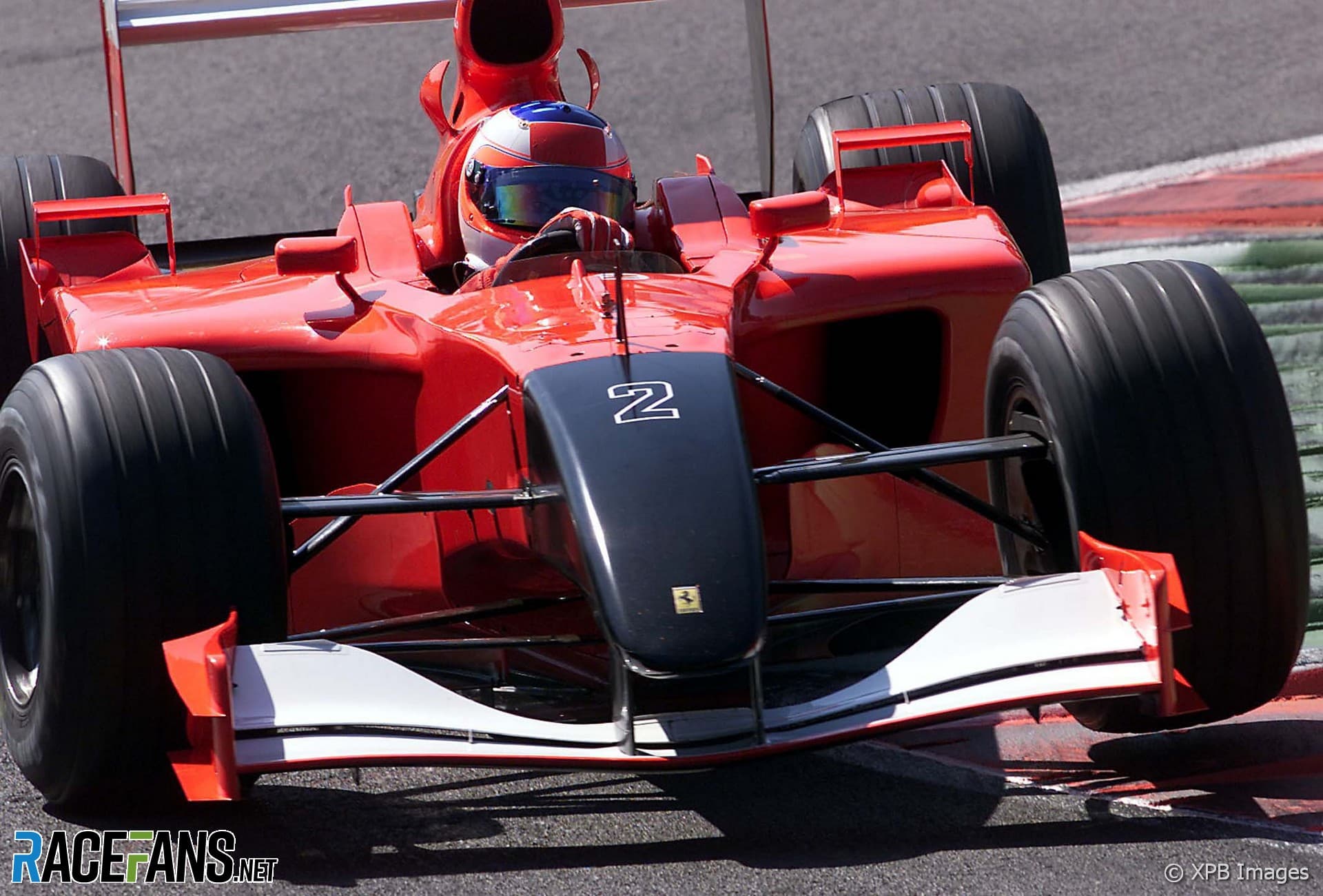 Ferrari почтила память жертв 11 сентября на Гран-при Италии