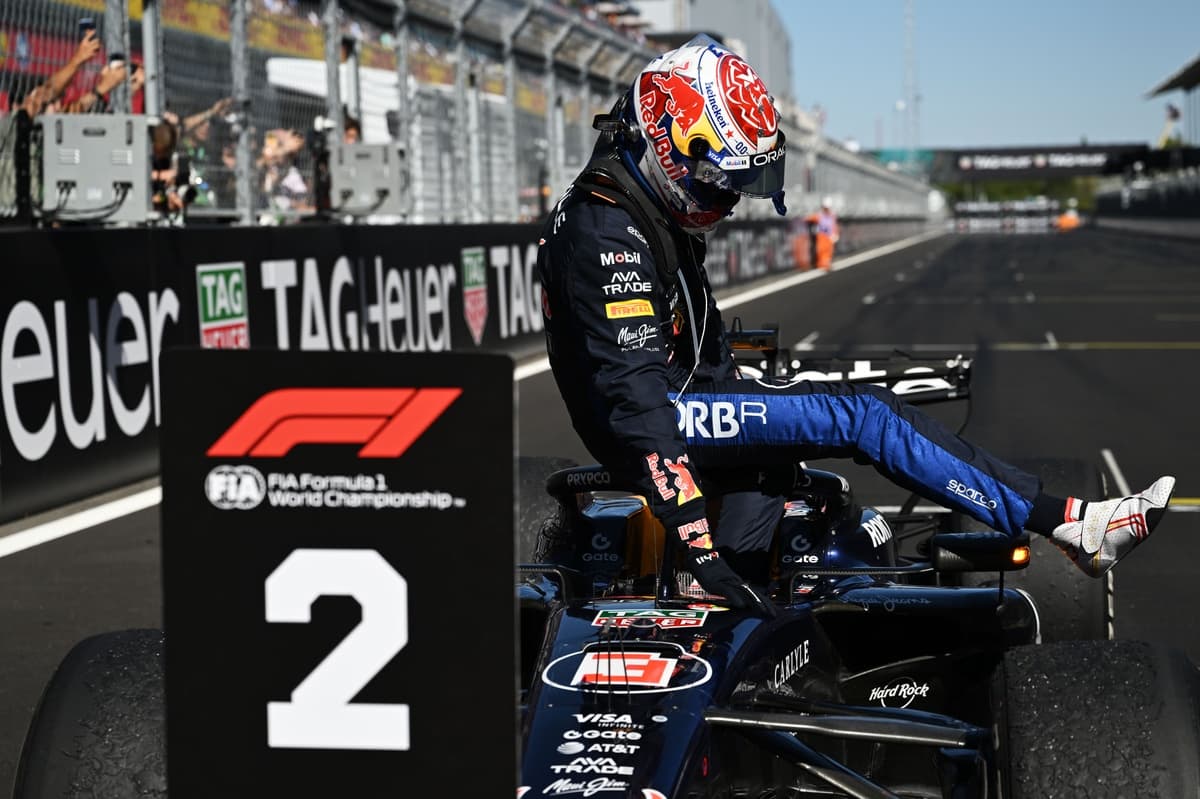 Red Bull защищает решение о возврате позиций Ферстаппеном на Гран-при Испании